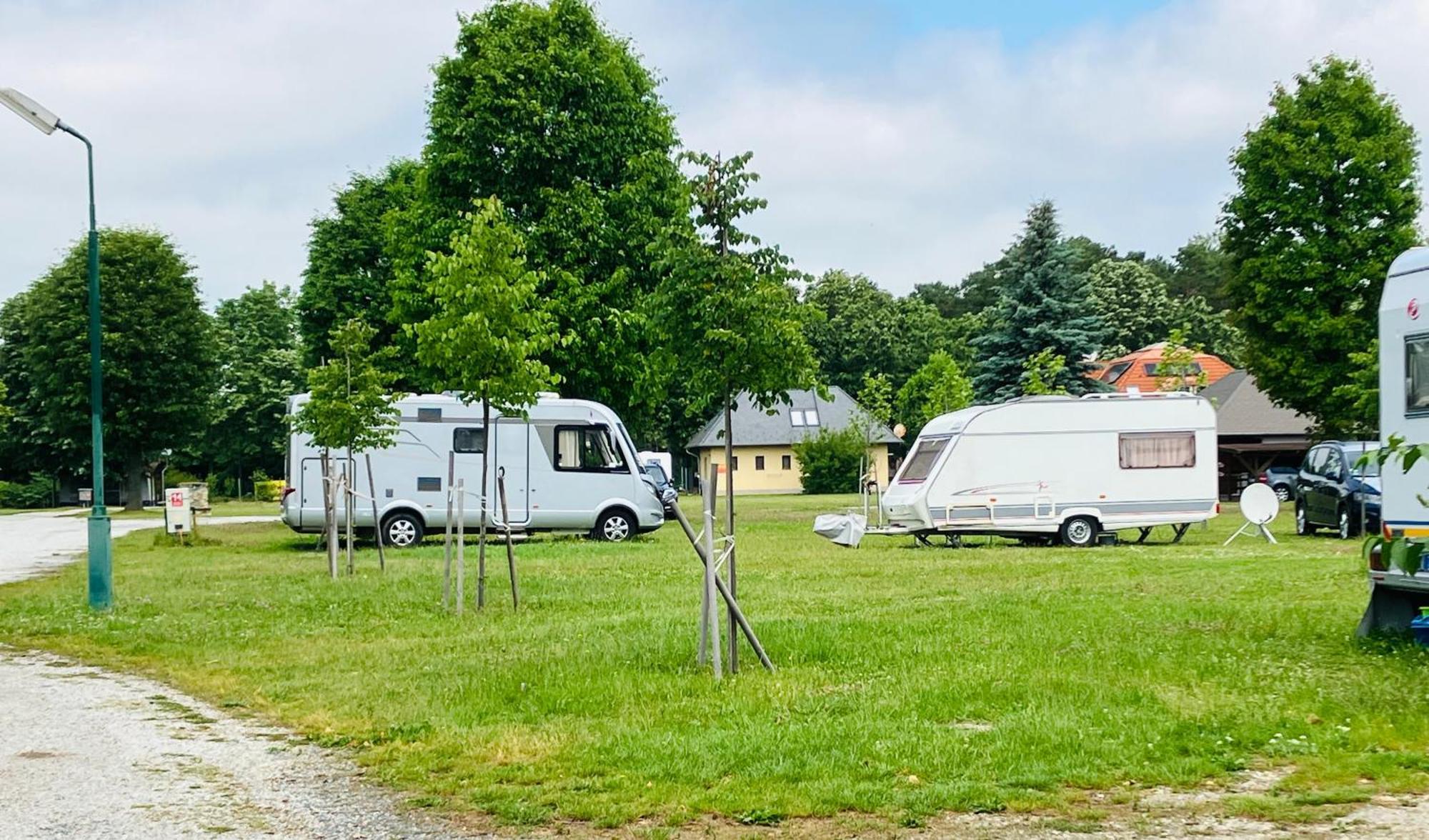 Polzer Camping Buekfuerdo Ngoại thất bức ảnh