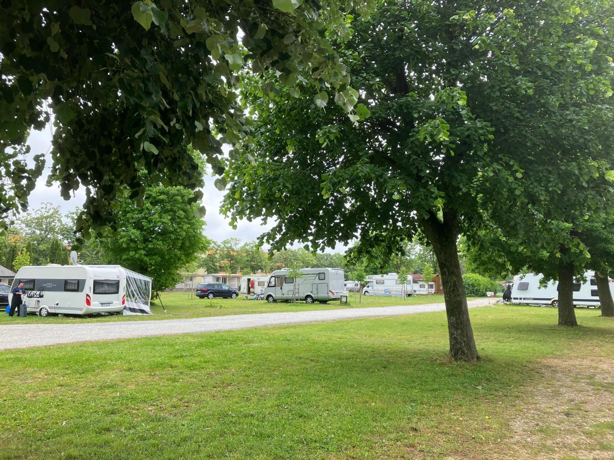 Polzer Camping Buekfuerdo Ngoại thất bức ảnh